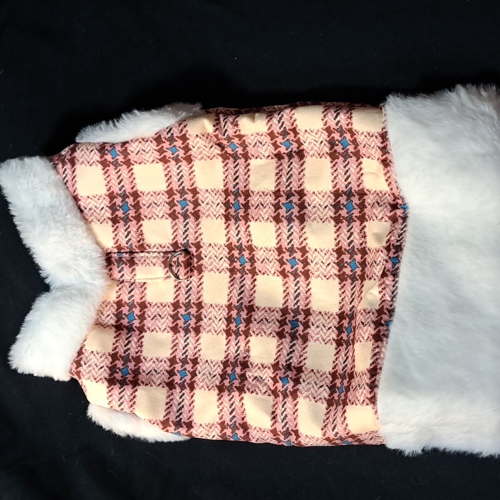 Nwt Plaid Pet Vest with Faux Fur Trim - Picture 2 of 4